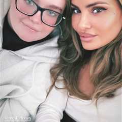 Chloe Sims shares rare snaps of daughter Madison as they travel back to LA together in first class