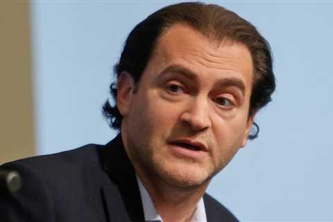 'Boardwalk Empire' Star Michael Stuhlbarg Attacked By Homeless Man With Rock