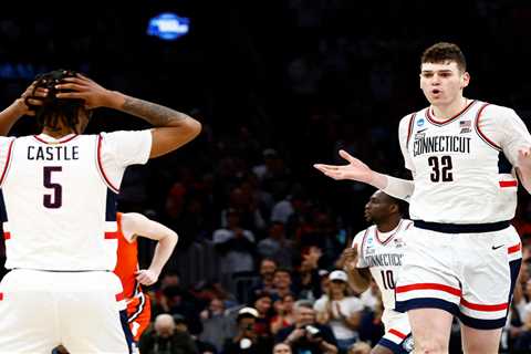 March Madness Final Four odds, early picks: UConn vs. Alabama, NC State vs. Purdue