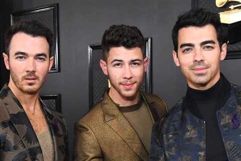 The Jonas Brothers Are Being Called Out By Fans After They Rescheduled 22 Tour Dates At Short..