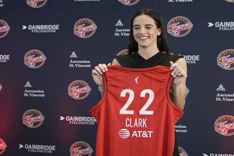 Caitlin Clark to sign massive endorsement deal with Nike amid WNBA contract controversy
