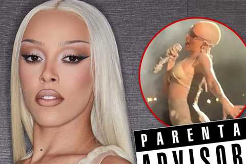 Doja Cat Curses Out Parents: 'Leave Your Kids at Home MF'