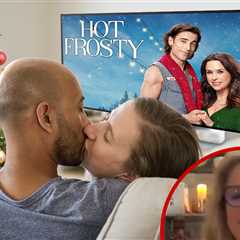 'Hot Frosty' Will Help Guys Get Laid This Winter, Sex Therapist Says