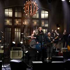 Dave Grohl Joins Saturday Night Live 50th Anniversary Concert