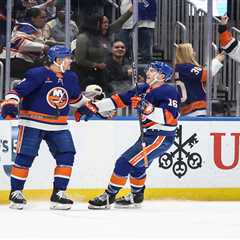 Islanders erupt with four-goal third period to stun Panthers in statement win