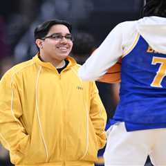 March Madness viral sensation Amir Khan will follow Will Wade to NC State