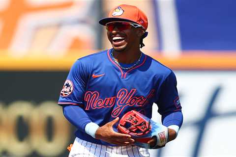 Francisco Lindor rejoins Mets teammates after birth of son: ‘He’s a leader’