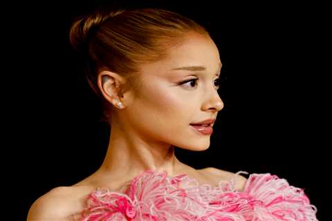Grande Larceny: Ariana Steals Back the ARIA No. 1 Spot