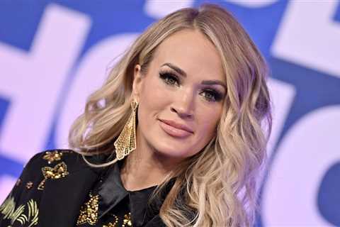Watch Carrie Underwood Hop on Stage with Papa Roach in Las Vegas To Jam on ‘Last Resort’