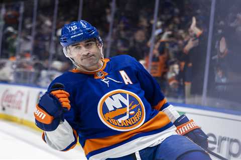 Ex-Islander Cal Clutterbuck announces retirement after 17 seasons: ‘Hockey gave me everything’