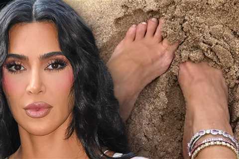Kim Kardashian Gives Middle Finger to Paris Robbers Before Trial, Posts Jewelry Pic
