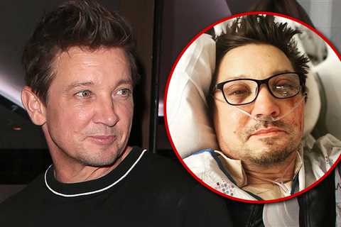 Jeremy Renner Says He 'Died' From Snowplow Accident in New Memoir