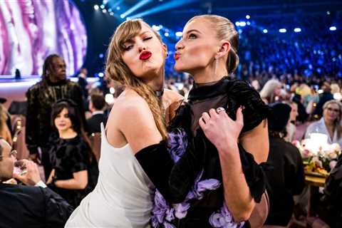 Kelsea Ballerini Recalls Having to ‘Differentiate’ Herself From Taylor Swift Amid Early Comparisons