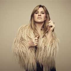 Kelly Clarkson Drops Glam Video For ‘Where Have You Been’ Single