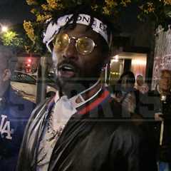 Antonio Brown Throws Support Behind Kanye West, He Can Do What He Wants!