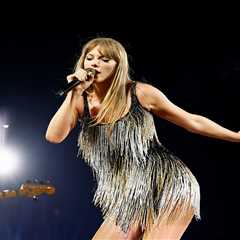 Acts With the Most Albums That Have Spent a Year or More on the Billboard 200