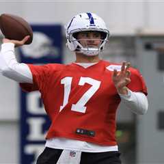 Daniel Jones off to strong start in Anthony Richardson QB battle