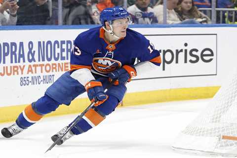 Mathew Barzal was forced to watch Islanders’ collapse after gut-wrenching injury: ‘It killed me’