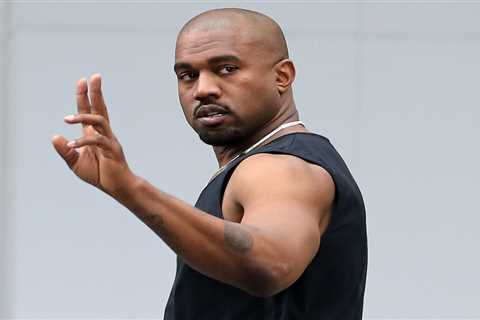 Ye Rants ‘I Hate J. Cole’ & Claims Kendrick Lamar Fans ‘Don’t Know About Rap’
