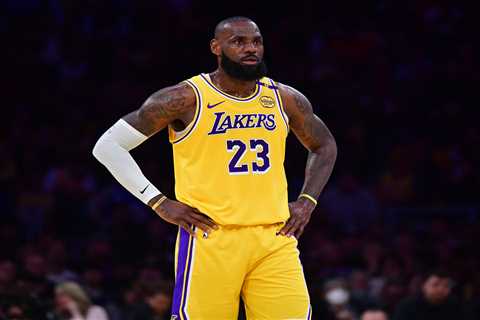 LeBron James suffered MCL sprain in Lakers’ playoff elimination loss