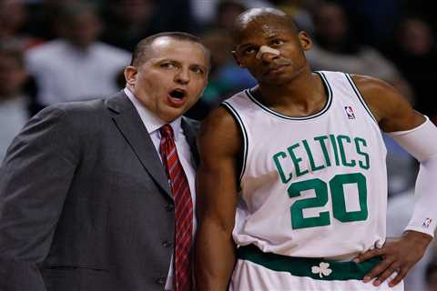 A homecoming and a reunion lead the storylines for this Knicks-Celtics showdown