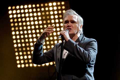Morrissey To Re-Boot U.S. Tour After ‘Severe Sinusitis Attack’ Causes Hospitalization,..