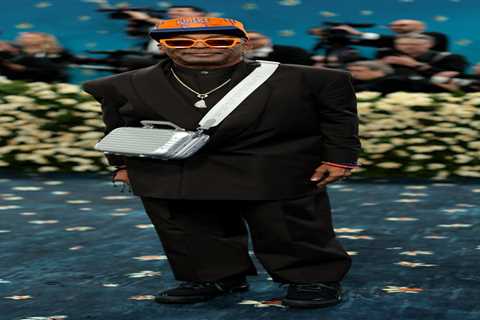 Spike Lee roasted over skipping Knicks’ epic win for Met Gala