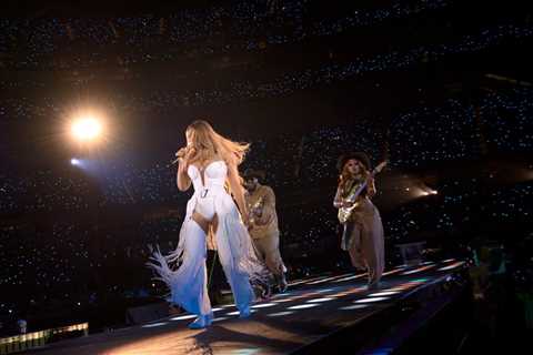 Beyoncé’s Cowboy Carter Tour Debuts With Record-Setting $55 Million Gross in Los Angeles