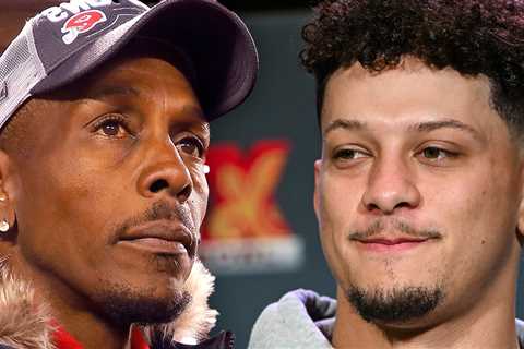 Patrick Mahomes Sr. Gets Permission To Travel To Son's Las Vegas Golf Event