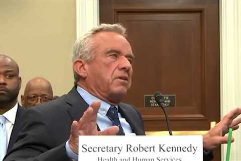 RFK Jr. Advises Americans Not to Take Medical Advice From Him