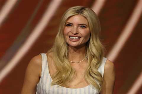 Ivanka Trump visits Eagles’ locker room looking for player who called her ‘beautiful’