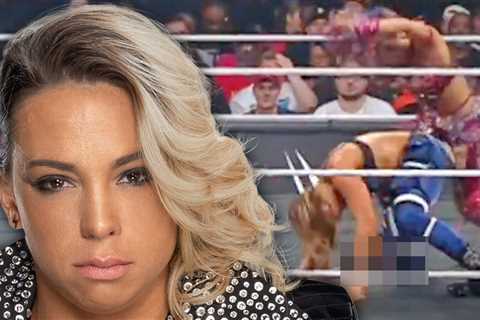 WWE's Zoey Stark Suffers Gruesome Leg Injury On 'Raw'