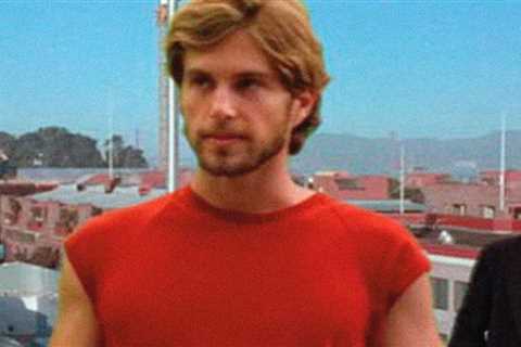 Mark in 'The Room' 'Memba Him?!