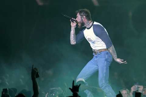 Post Malone Brings Out NBA Legend Allen Iverson for ‘White Iverson’ Performance in Philadelphia