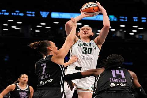 Breanna Stewart, Jonquel Jones help Liberty completely overpower expansion Valkyries