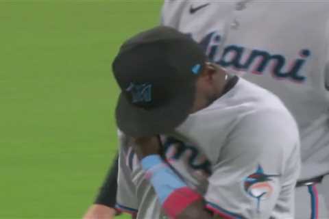 Marlins infielder Ronny Simon bolts off field after three-error game — and never returns