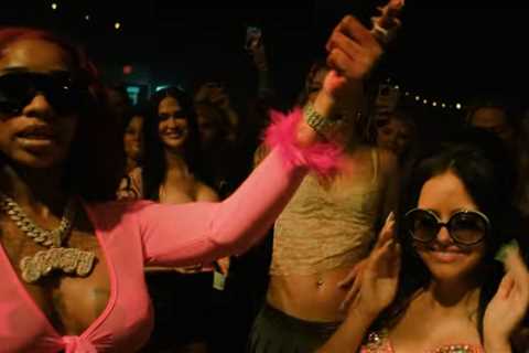 Jessie Murph & Sexyy Red Hit the Strip Club, Light Fireworks & Eat White Castle in Hedonistic ‘Blue ..