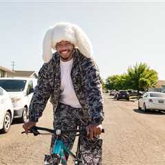 How Bay Area Rapper LaRussell Is Including His Fans In a New Model for Independence