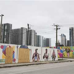 Jackie Robinson, Minnie Minoso mural vandalized in Miami