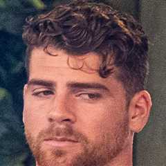 'Love Island' Star Faces New Charges of Alleged Sex Assault of Ex in Front of Their Child