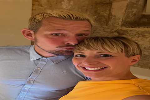 Exploring Adam Rickitt and Katy's Transcontinental Residency Shift