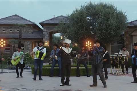 Grupo Frontera & Grupo Firme Achieve 1 Billion Views on YouTube with ‘El Amor De Su Vida’