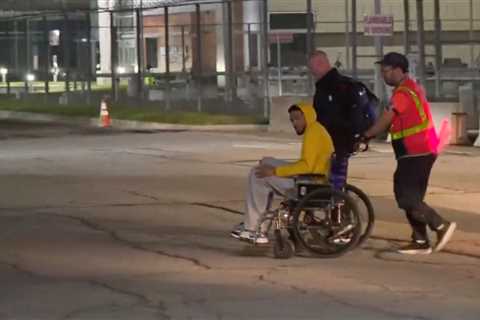 Tyrese Haliburton emerges in wheelchair as Pacers fans cheer at airport after devastating Game 7..