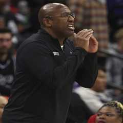 The ways Mike Brown can deploy an expanded Knicks rotation