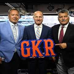 Keith Hernandez nearly gets drilled by foul ball in SNY Mets booth — and didn’t realize: ‘Dangerous’