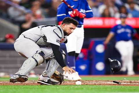 J.C. Escarra shoulders burden for costly Yankees catcher’s interference