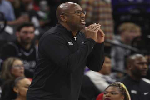 The ways Mike Brown can deploy an expanded Knicks rotation
