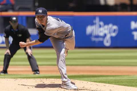 Yankees muster just enough offense for win over Mets to salvage Subway Series finale