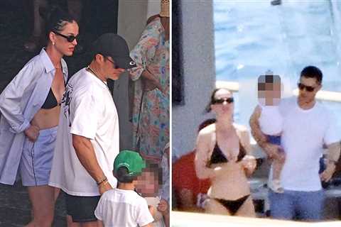 Katy Perry & Orlando Bloom Try Co-Parenting on Jeff Bezos' Yacht After Split