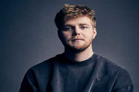 Alex Warren Tops Billboard Global Charts, ‘KPop Demon Hunters’ Hits & More Enter Top 10